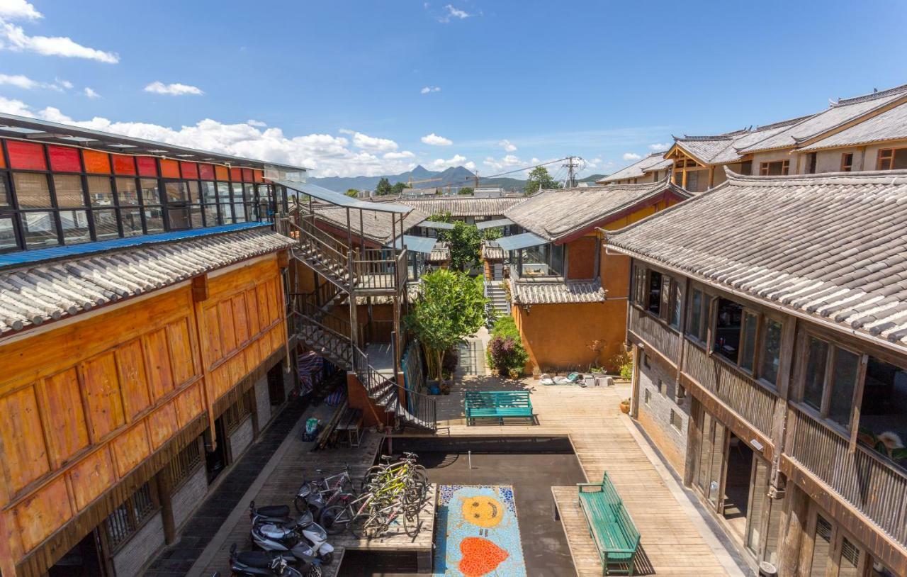 Lijiang Desti Youth Park Hostel Kültér fotó
