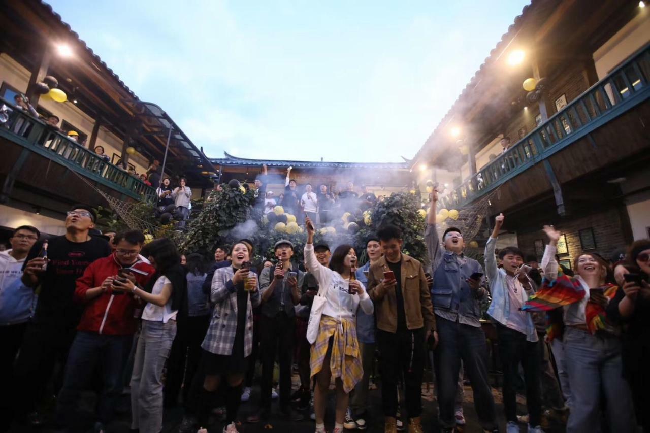 Lijiang Desti Youth Park Hostel Kültér fotó